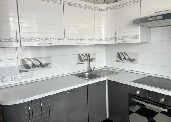 2-комн. квартира, 56 м², 10/16 эт.